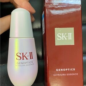 SK-II Genoptics Ultraura Essence 2026/2